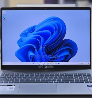 New Laptop HP Pavilion 15 8GB Intel Core Ultra 5 SSD 512GB