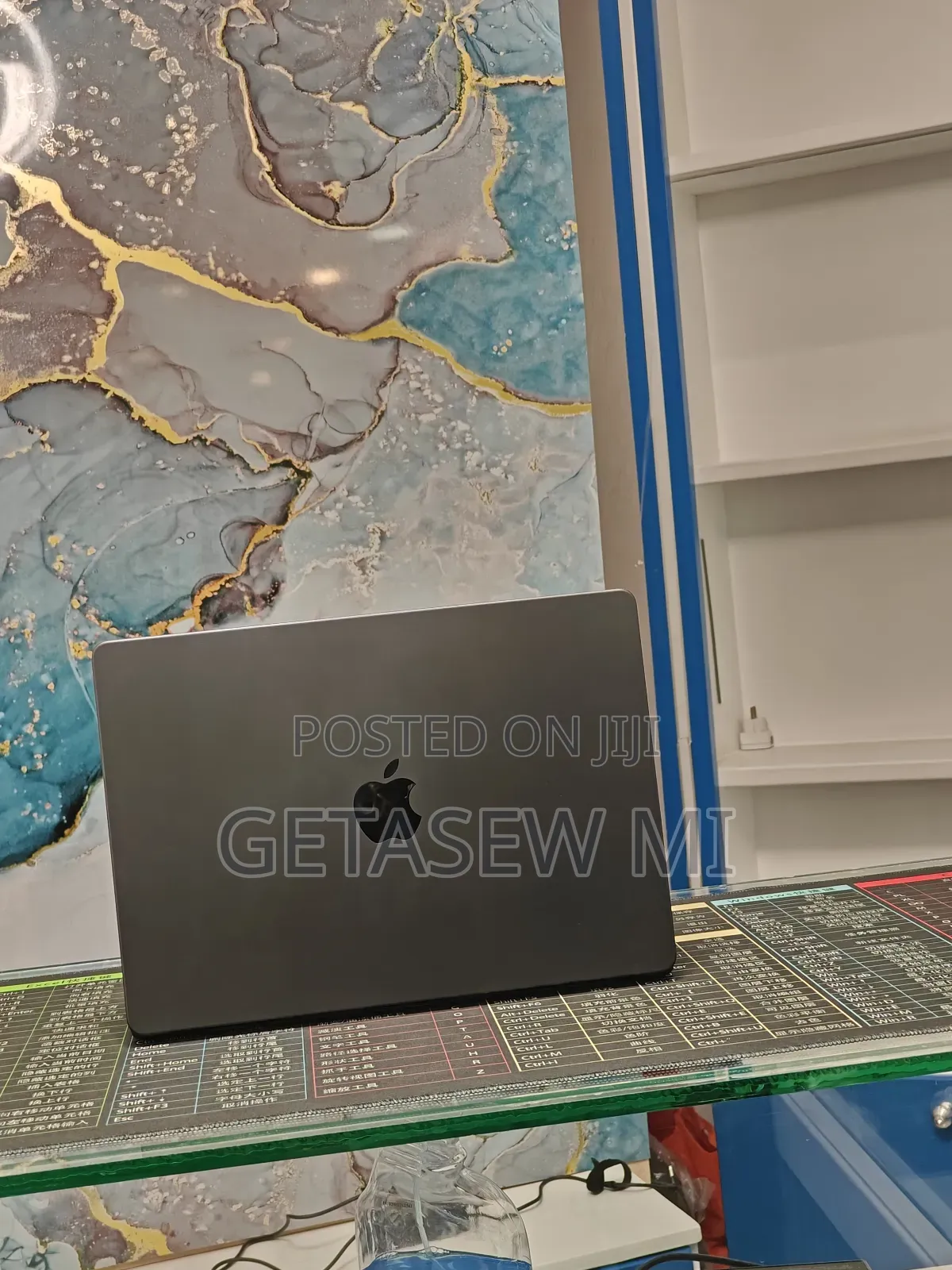 New Laptop Apple MacBook Pro 2024 M4 16GB Apple M4 SSD 512GB
