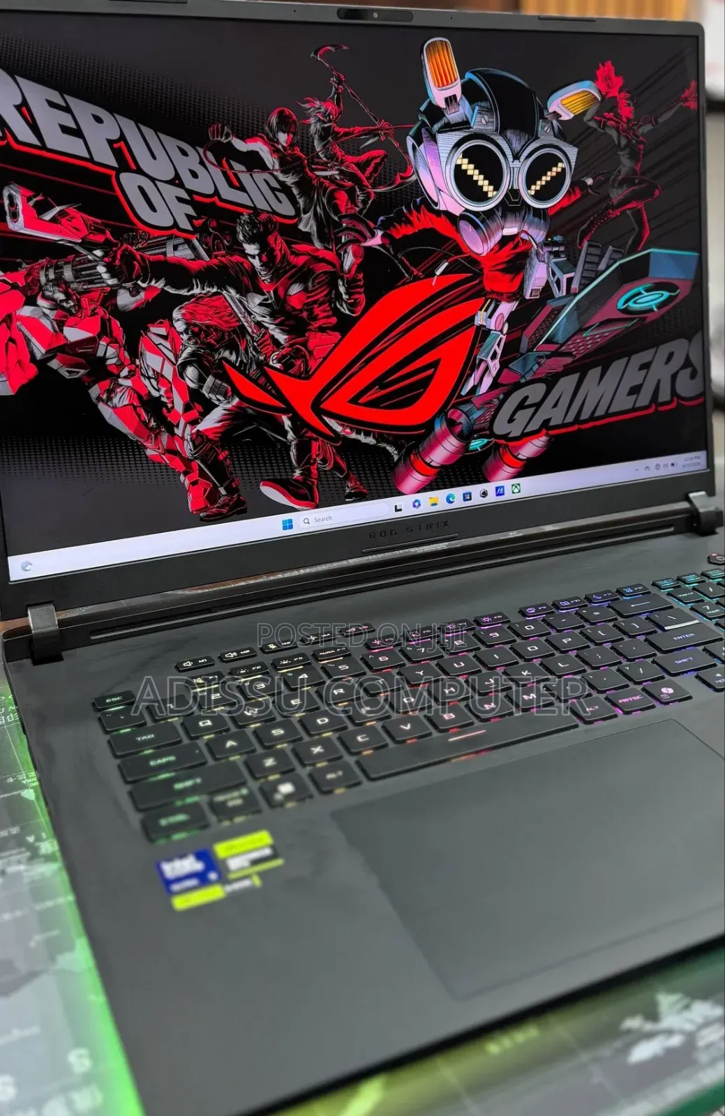 New Laptop Asus ROG Strix G18 32GB Intel Core Ultra 9 SSD 1T