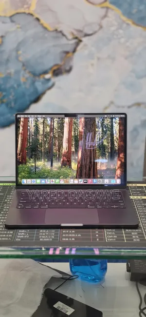 New Laptop Apple MacBook Pro 2024 M4 16GB Apple M4 Pro SSD 512GB