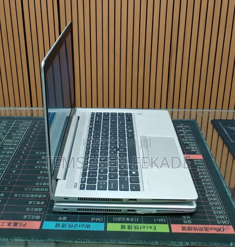 New Laptop HP EliteBook 840 G5 8GB Intel Core i7 SSD 512GB