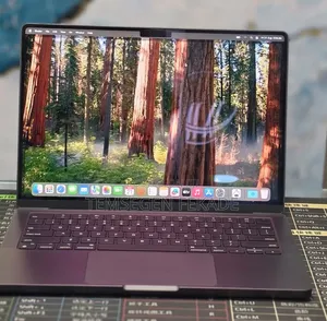 New Laptop Apple MacBook Pro 2024 M4 16GB Apple M4 Pro SSD 512GB