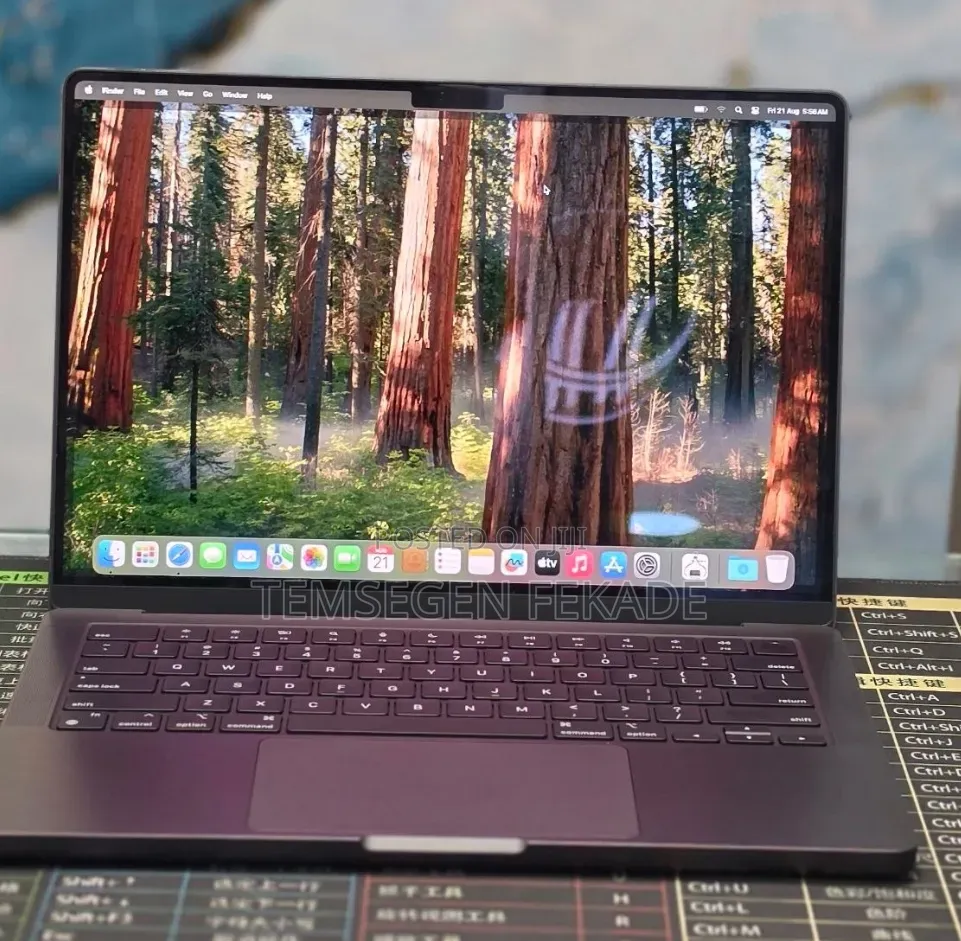 New Laptop Apple MacBook Pro 2024 M4 16GB Apple M4 Pro SSD 512GB