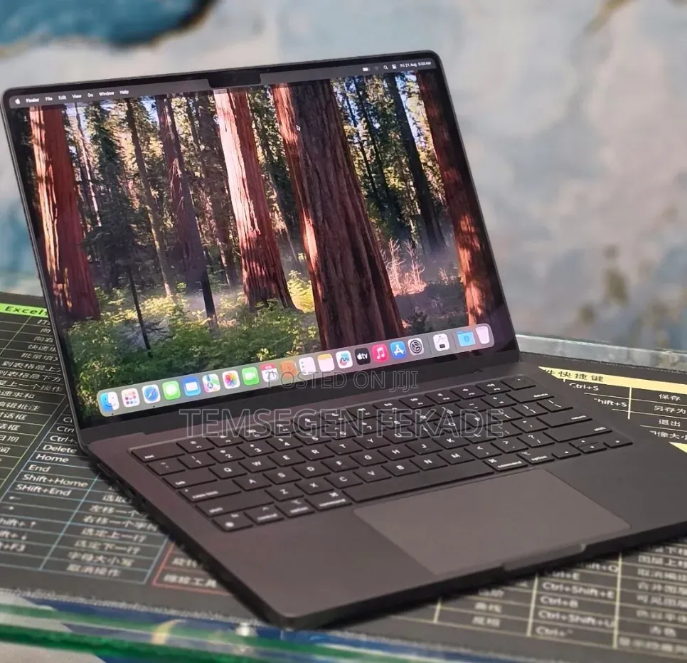 New Laptop Apple MacBook Pro 2024 M4 16GB Apple M4 Pro SSD 512GB