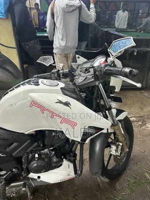 TVS Apache 180 RTR 2023 Black