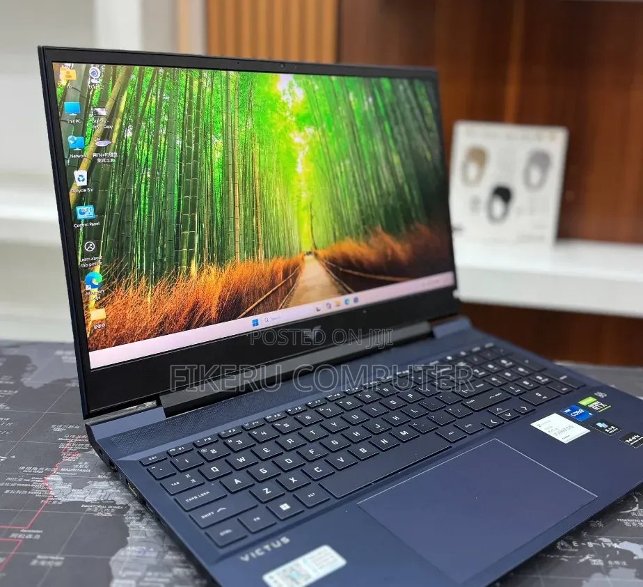 New Laptop HP Victus 15 16GB Intel Core i7 SSD 512GB