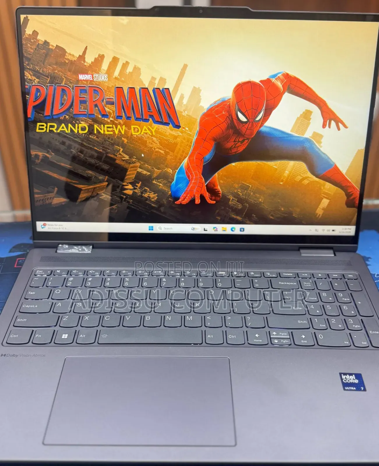 New Laptop Lenovo ThinkPad Yoga 16GB Intel Core Ultra 7 SSD 512GB