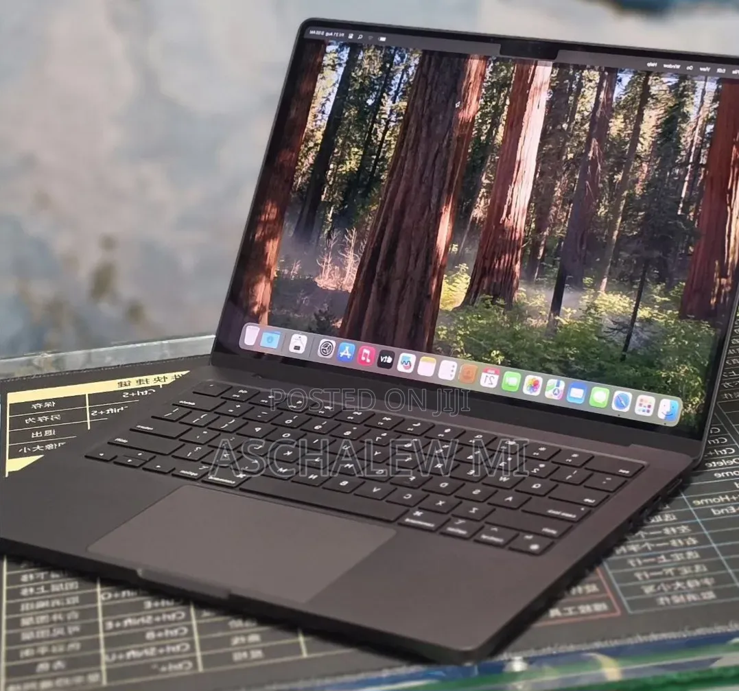 New Laptop Apple MacBook Pro 2024 M4 Pro 16GB Apple M4 Pro SSD 512GB