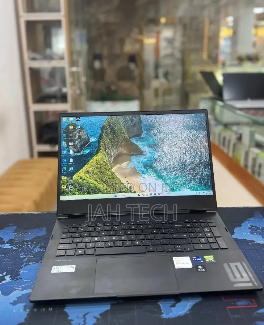 New Laptop HP Omen 16 16GB Intel Core i9 SSD 1T