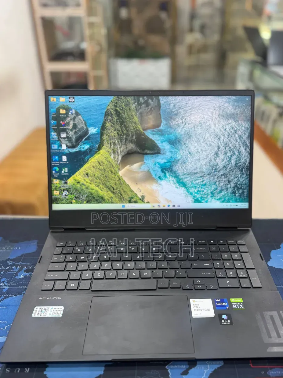 New Laptop HP Omen 16 16GB Intel Core i9 SSD 1T