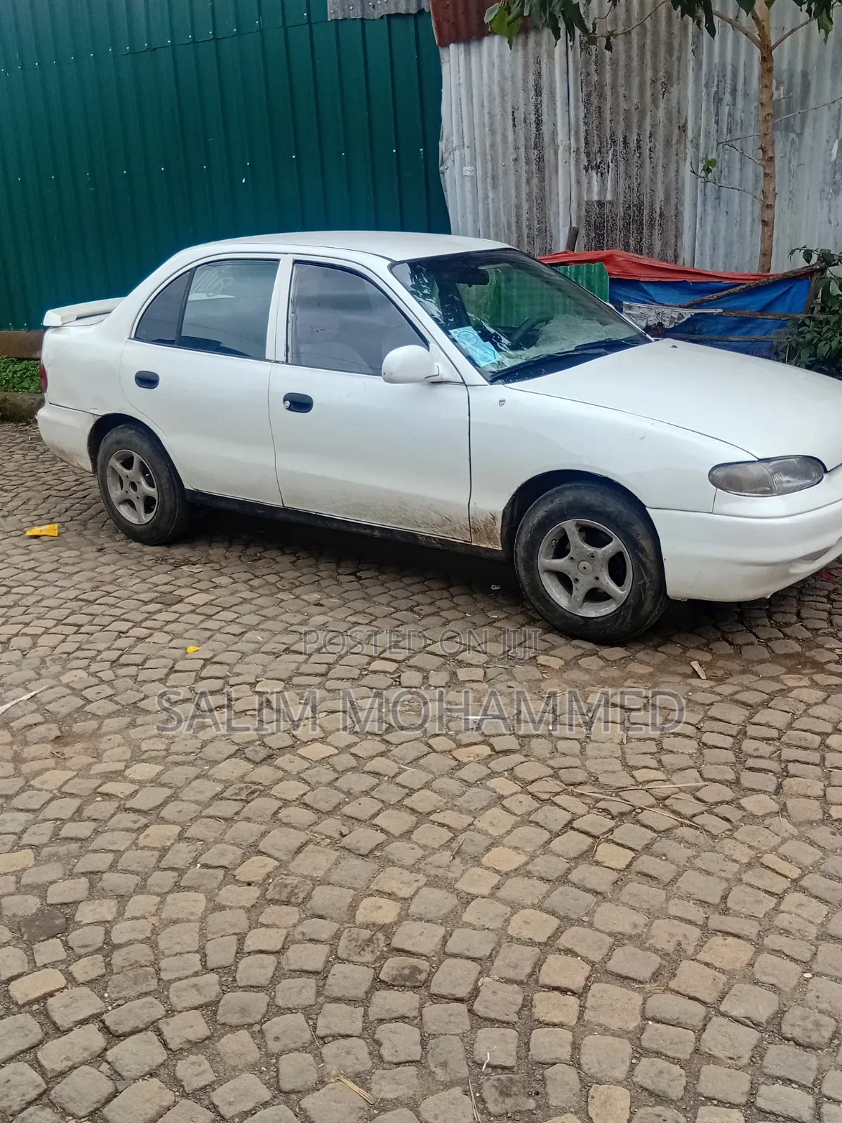 Hyundai Accent 1995 White
