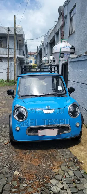Car 2022 Green