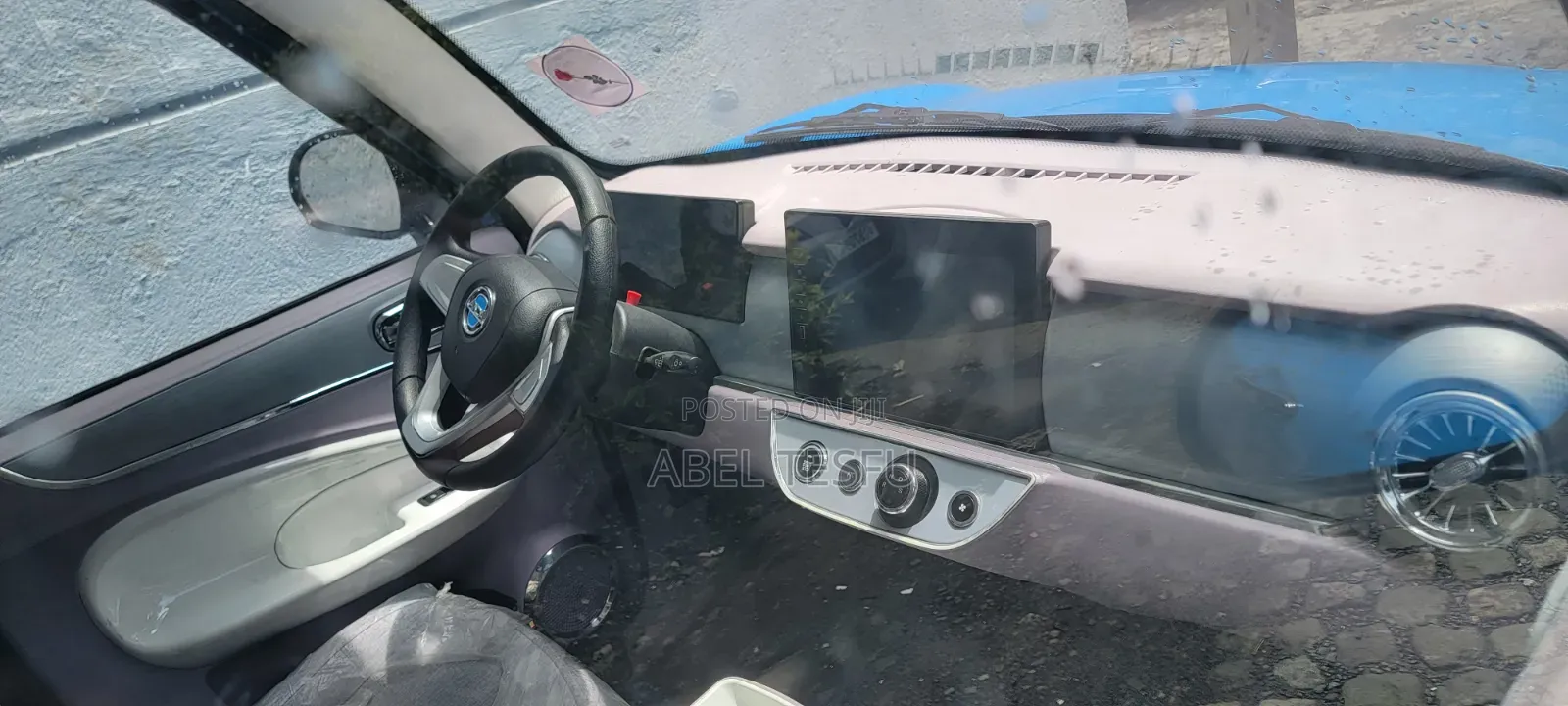Car 2022 Green