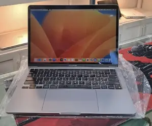 New Laptop Apple MacBook Pro 2021 M1 16GB Apple M1 Pro SSD 256GB