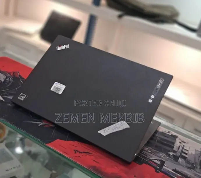 New Laptop Lenovo 8GB AMD Ryzen 5 SSD 256GB