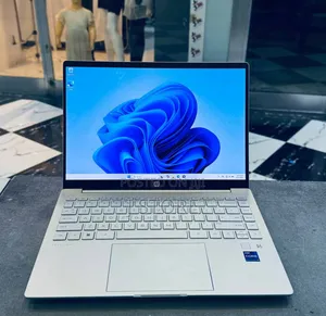 New Laptop HP Pavilion 14 16GB Intel Core i7 SSD 512GB