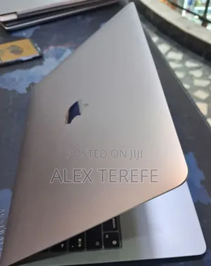 New Laptop Apple MacBook Air 2020 M1 8GB Apple M1 SSD 256GB