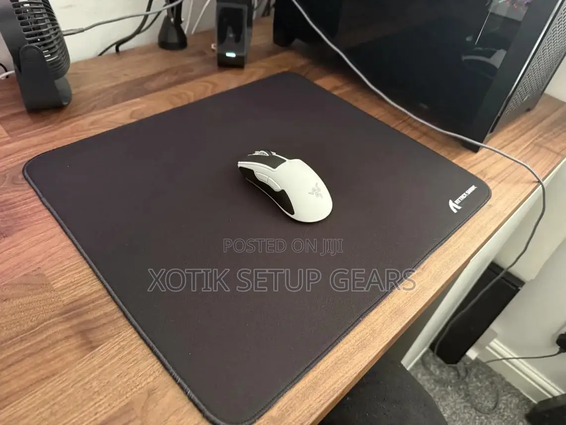 45 X 40 X 0.4 Cm Attack Shark CM02 Esports Mousepad