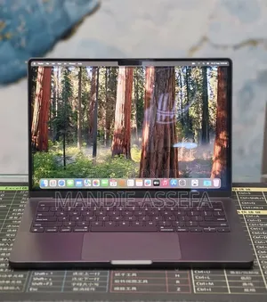 New Laptop Apple MacBook Pro 2024 M4 16GB Apple M4 Pro SSD 512GB