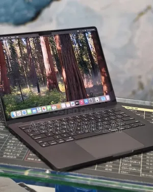 New Laptop Apple MacBook Pro 2024 M4 16GB Apple M4 SSD 512GB