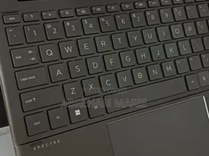 New Laptop HP Spectre 16GB Intel Core i7 SSD 1T