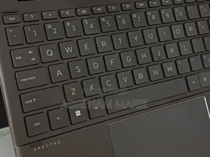 New Laptop HP Spectre 16GB Intel Core i7 SSD 1T