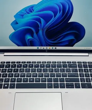 New Laptop HP EliteBook 860 G10 32GB Intel Core i7 SSD 1T
