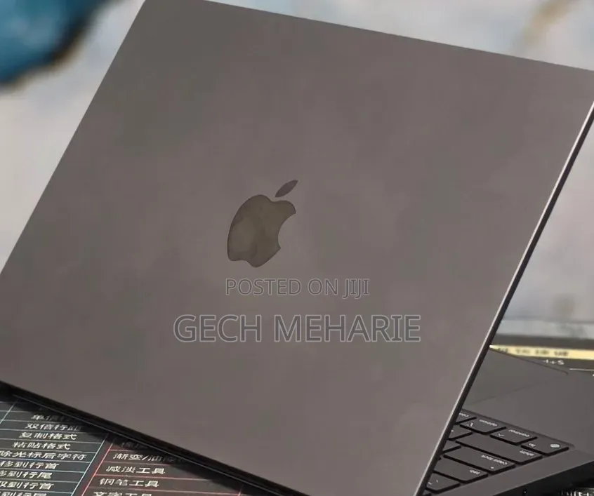 New Laptop Apple MacBook Pro 2024 M4 16GB Apple M4 Pro SSD 512GB