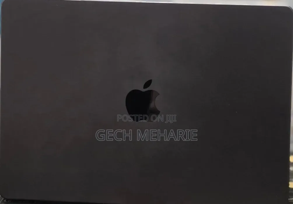 New Laptop Apple MacBook Pro 2024 M4 16GB Apple M4 Pro SSD 512GB
