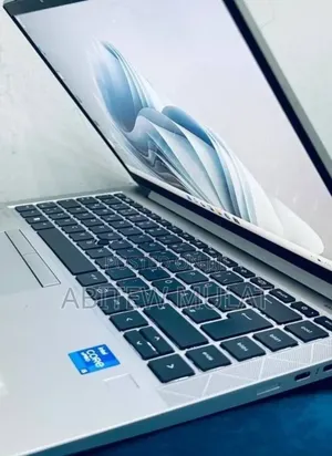 New Laptop HP EliteBook 840 G8 16GB Intel Core i5 SSD 512GB
