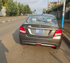 Suzuki Dzire 2022 Gray