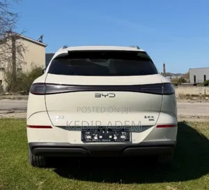 New BYD Sealion 06 EV 2025 Silver