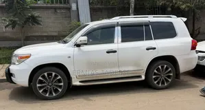 Toyota Land Cruiser 4.5 V8 VXR 2010 White