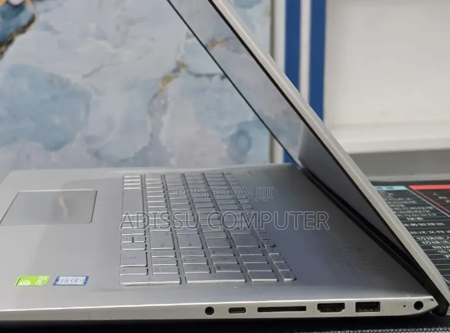 New Laptop HP Envy 17 16GB Intel Core i7 SSD 1T
