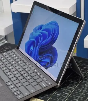 New Laptop Microsoft Surface Pro 7 32GB Intel Core i7 SSD 1T