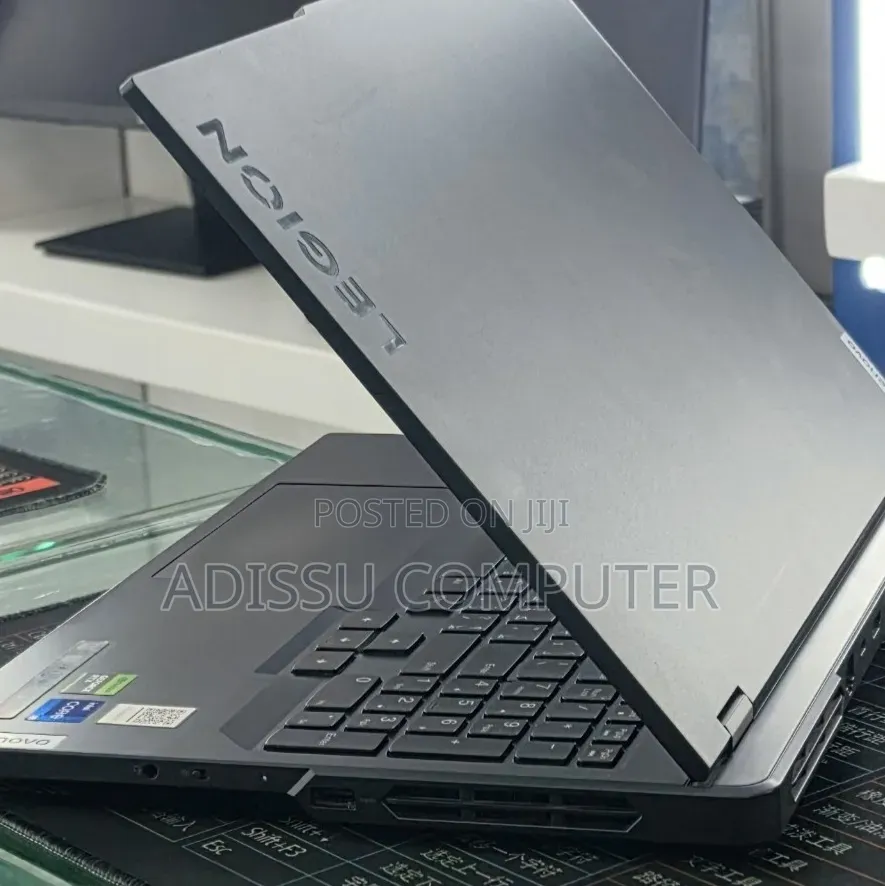 New Laptop Lenovo Legion 5 16GB Intel Core i7 SSD 1T