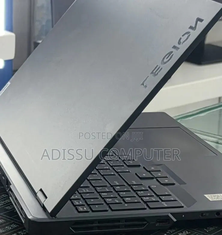 New Laptop Lenovo Legion 5 16GB Intel Core i7 SSD 1T