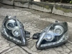 Yaris Belta Headlight