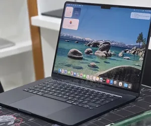 New Laptop Apple MacBook Air 2025 M4 16GB Apple M4 SSD 256GB