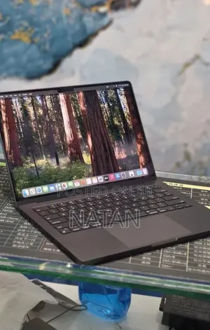 New Laptop Apple MacBook Pro 2024 M4 16GB Apple M4 Pro SSD 512GB