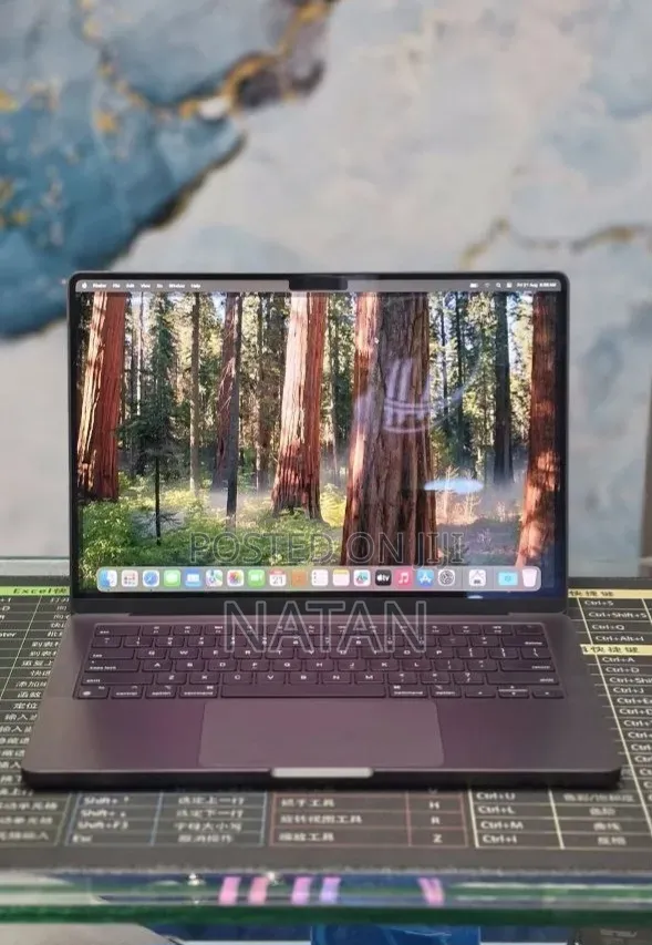 New Laptop Apple MacBook Pro 2024 M4 16GB Apple M4 Pro SSD 512GB