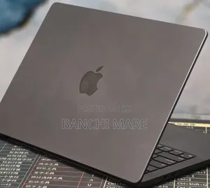 New Laptop Apple MacBook Pro 2024 M4 16GB Apple M4 SSD 512GB