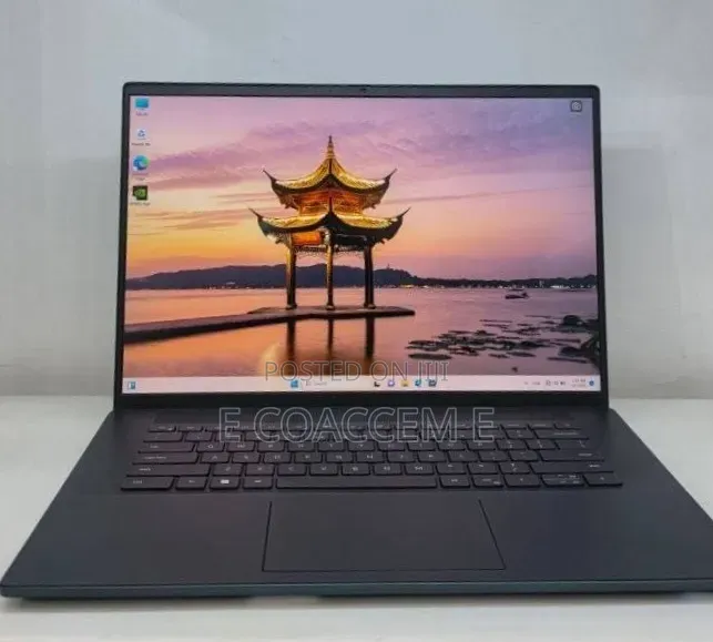 New Laptop Dell 16GB Intel Core i7 SSD 512GB