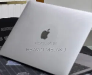 New Laptop Apple MacBook Pro 2017 16GB Intel Core i5 SSD 512GB