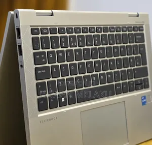 New Laptop HP EliteBook 830 G8 16GB Intel Core i5 SSD 512GB