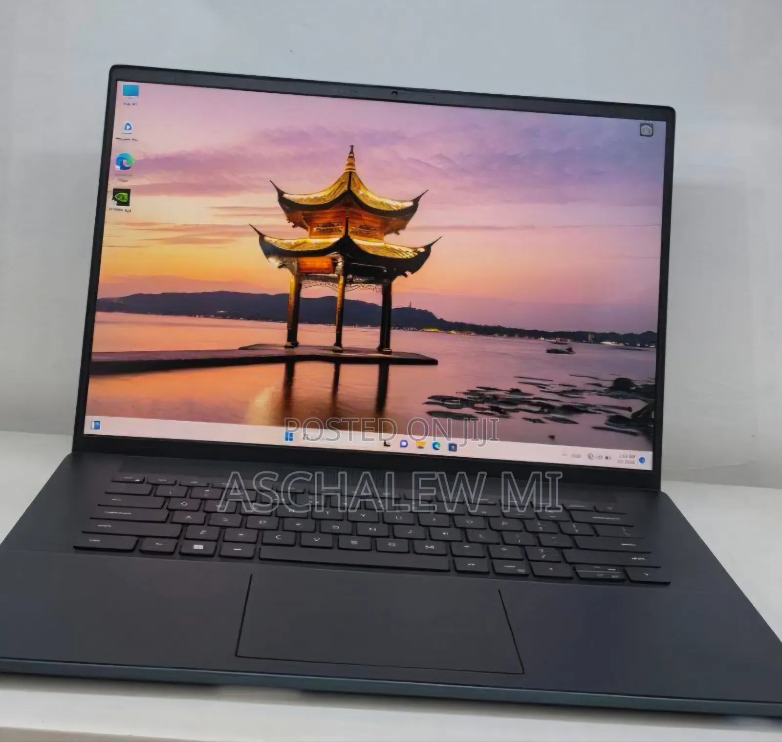 New Laptop Dell Inspiron 15 16GB Intel Core i7 SSD 512GB