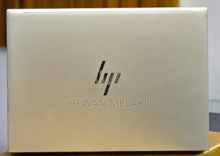 New Laptop HP Elitebook 830 G11 8GB Intel Core Ultra 7 SSD 512GB
