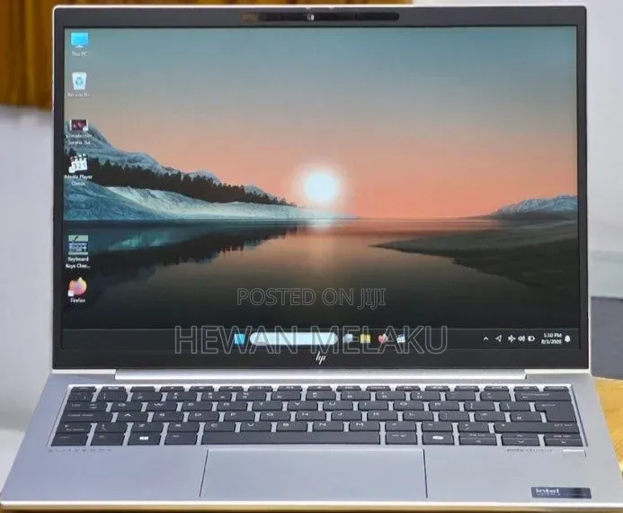New Laptop HP Elitebook 830 G11 8GB Intel Core Ultra 7 SSD 512GB