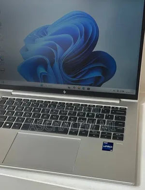 New Laptop HP EliteBook 840 G10 16GB Intel Core i7 SSD 512GB