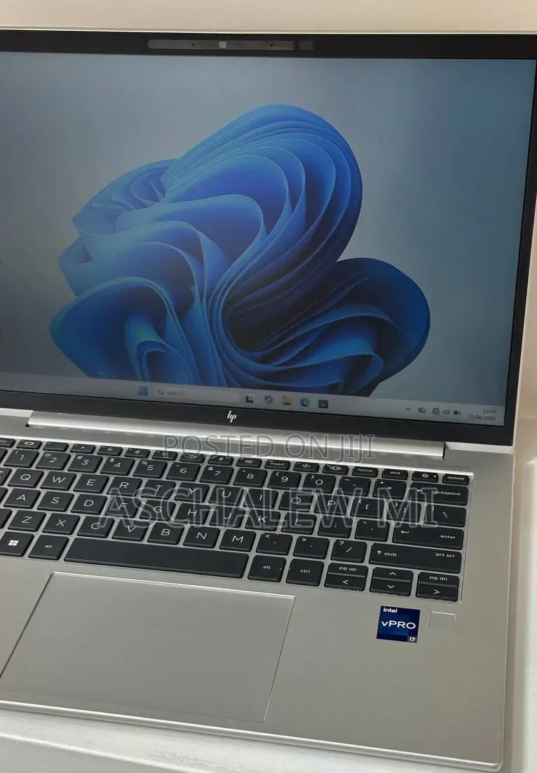 New Laptop HP EliteBook 840 G10 16GB Intel Core i7 SSD 512GB